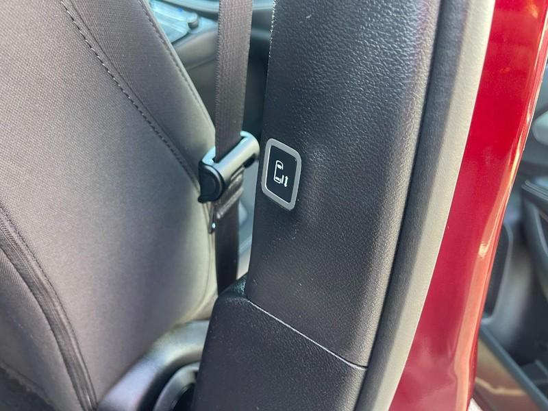 used 2021 Chrysler Pacifica car, priced at $23,883