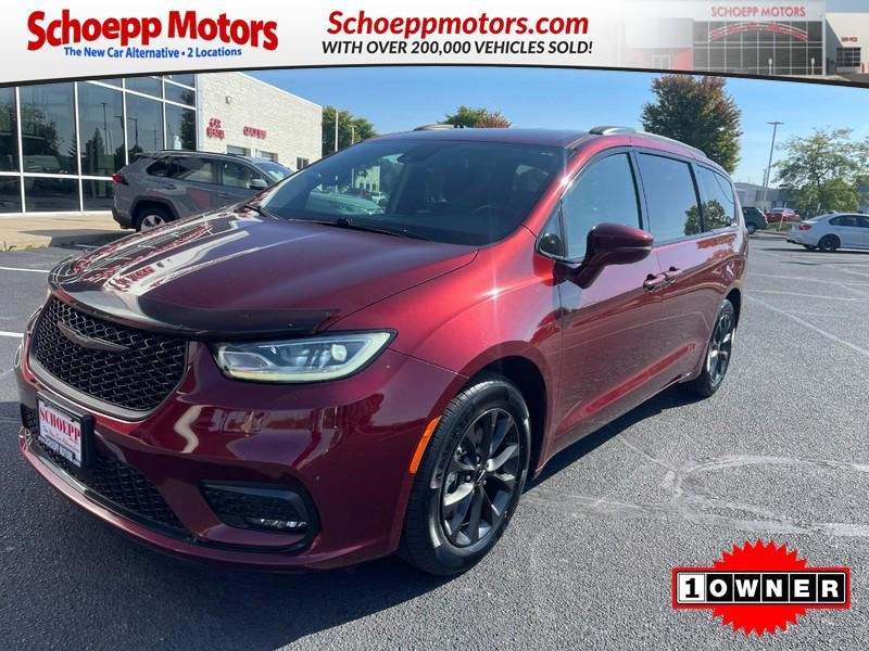 used 2021 Chrysler Pacifica car, priced at $23,883