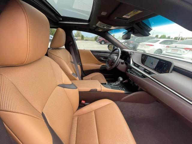 used 2019 Lexus ES 350 car, priced at $33,353