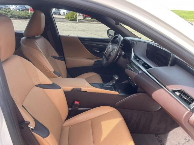 used 2019 Lexus ES 350 car, priced at $33,353
