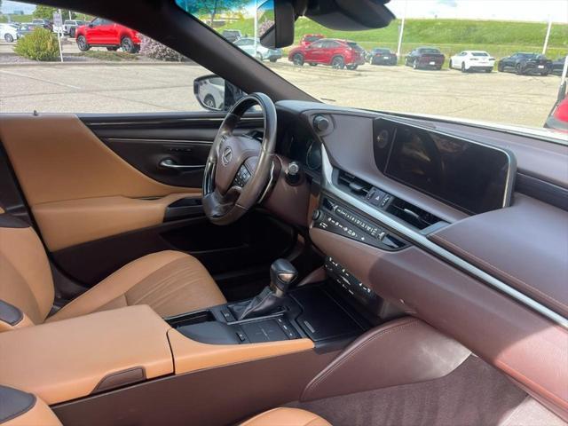 used 2019 Lexus ES 350 car, priced at $33,353