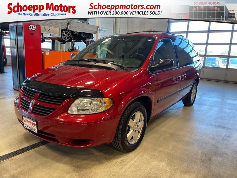 used 2005 Dodge Caravan car, priced at $5,500