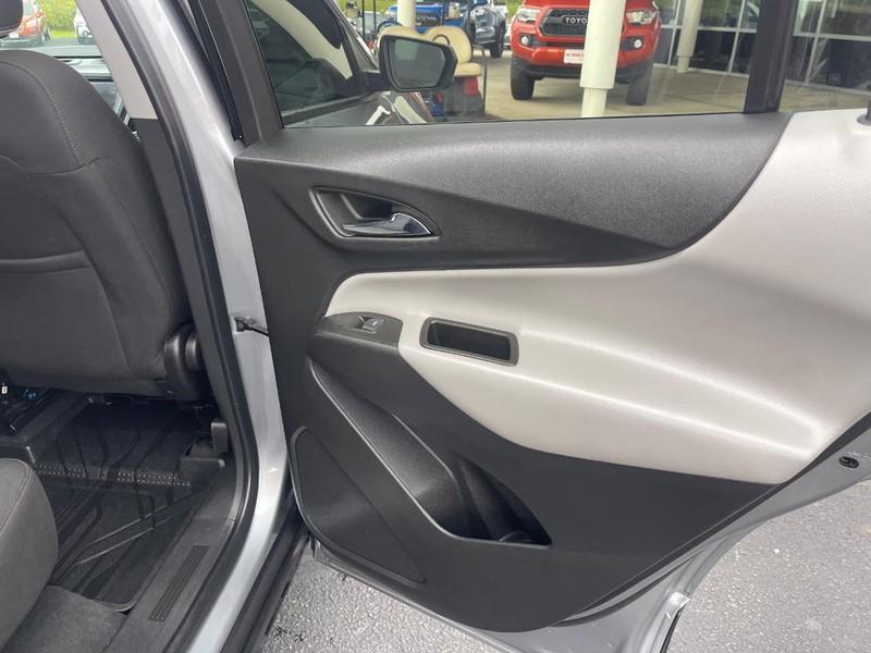 used 2023 Chevrolet Equinox car, priced at $19,503