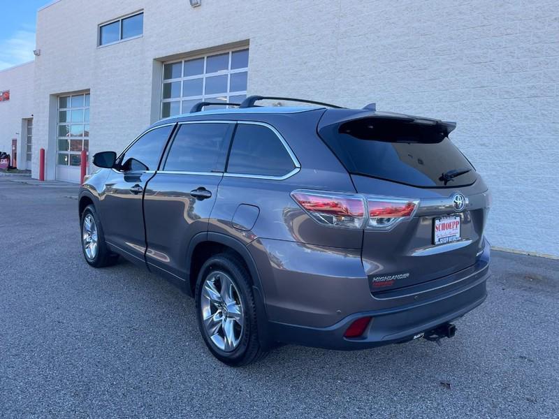 used 2015 Toyota Highlander car, priced at $18,503