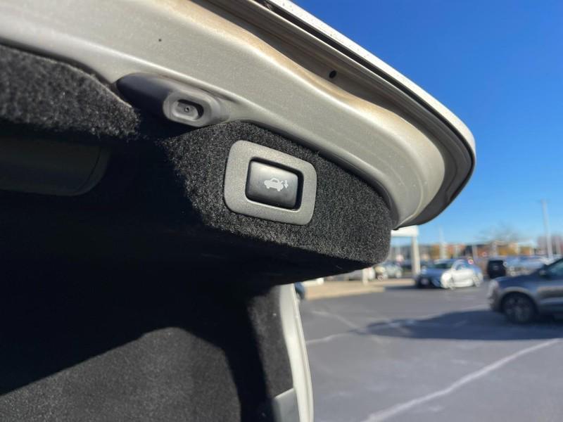 used 2007 Lexus LS 460 car, priced at $5,750