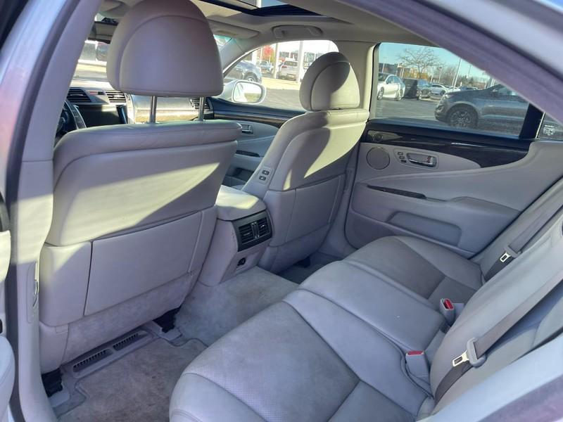 used 2007 Lexus LS 460 car, priced at $5,750