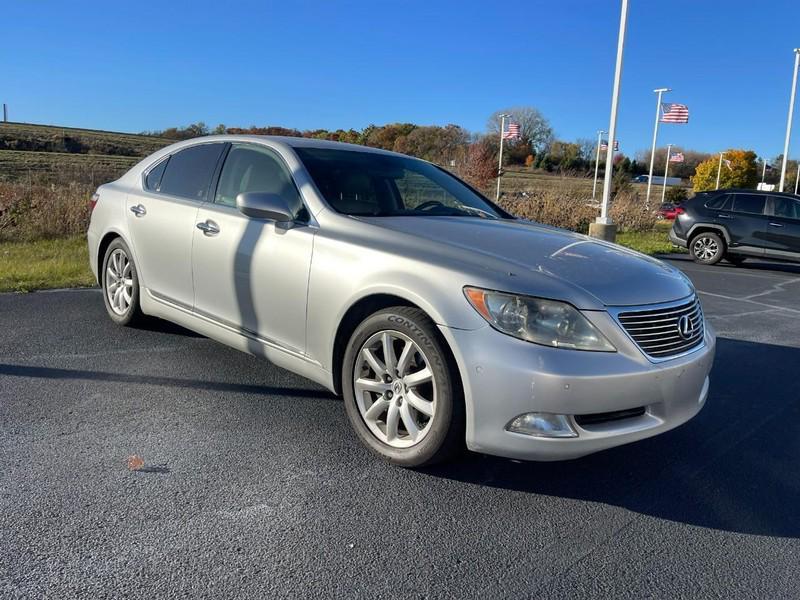 used 2007 Lexus LS 460 car, priced at $5,750