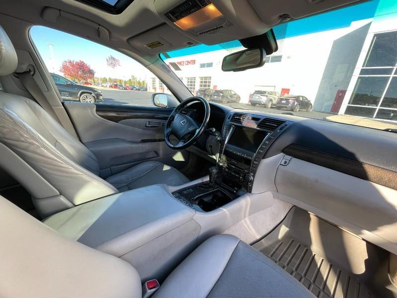used 2007 Lexus LS 460 car, priced at $5,750