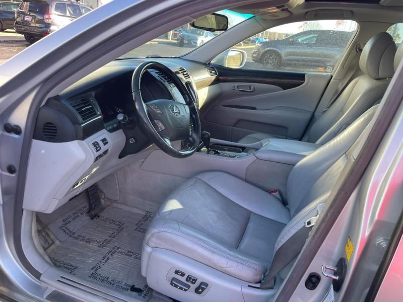 used 2007 Lexus LS 460 car, priced at $5,750