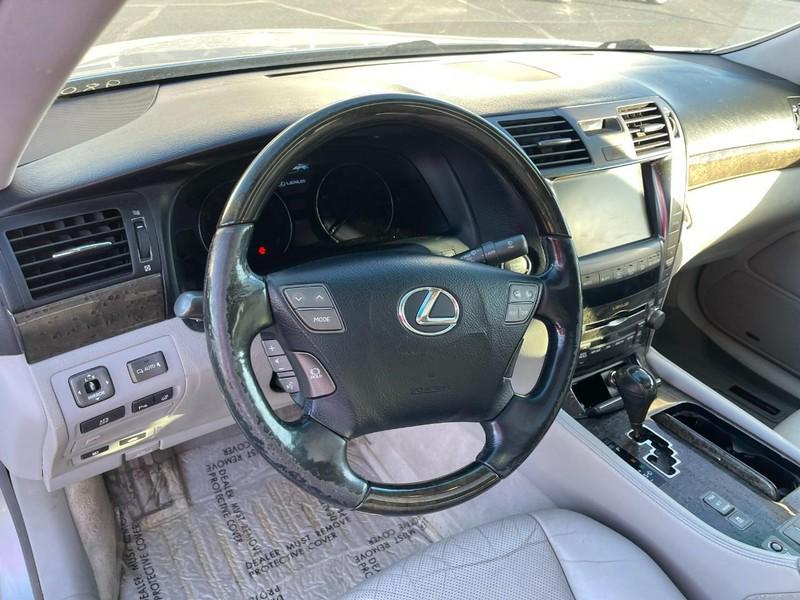 used 2007 Lexus LS 460 car, priced at $5,750