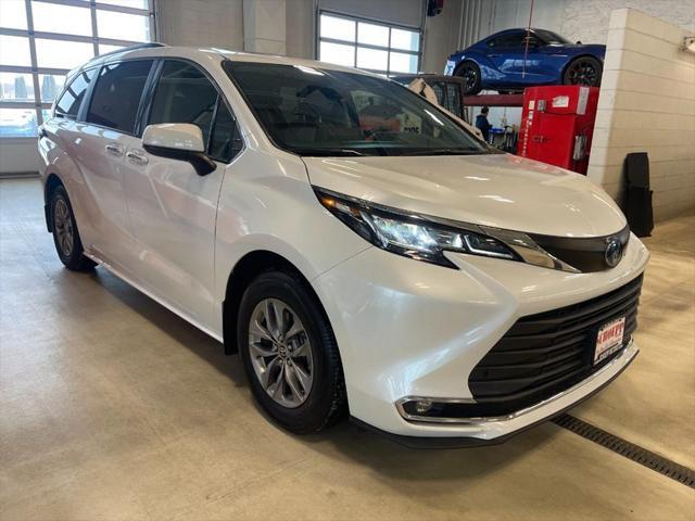 used 2022 Toyota Sienna car, priced at $40,993