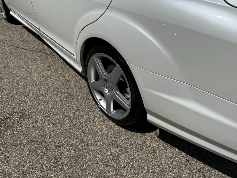 used 2009 Mercedes-Benz S-Class car, priced at $23,990