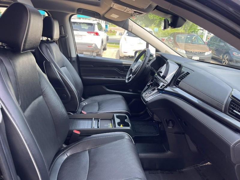 used 2023 Honda Odyssey car, priced at $44,993