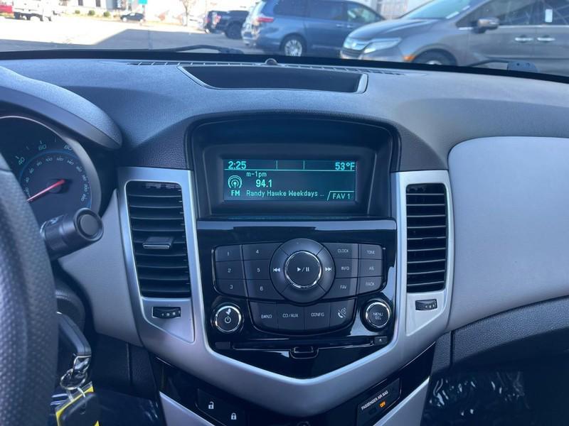 used 2014 Chevrolet Cruze car, priced at $8,950