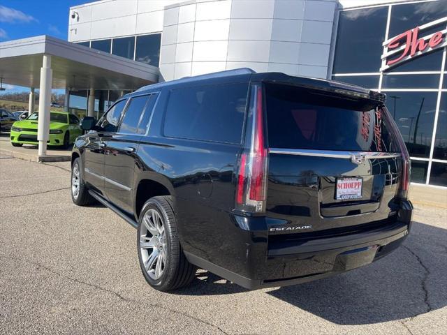 used 2015 Cadillac Escalade ESV car, priced at $24,900