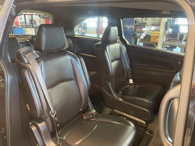 used 2024 Honda Odyssey car, priced at $41,993