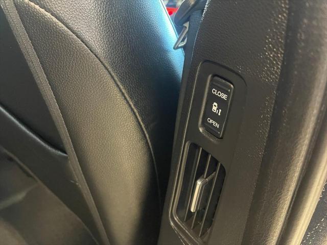 used 2024 Honda Odyssey car, priced at $41,993