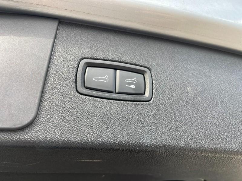 used 2021 Porsche Cayenne car, priced at $44,900