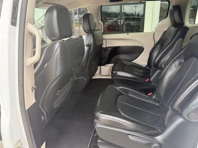 used 2021 Chrysler Pacifica Hybrid car, priced at $24,993