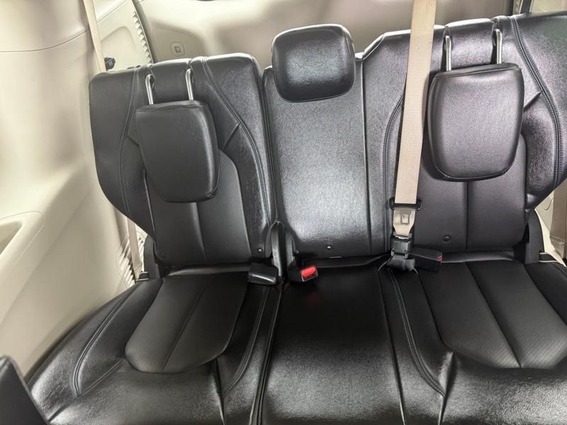 used 2021 Chrysler Pacifica Hybrid car, priced at $24,993