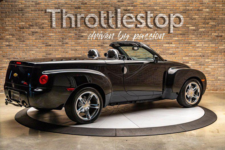 used 2005 Chevrolet SSR car, priced at $39,900