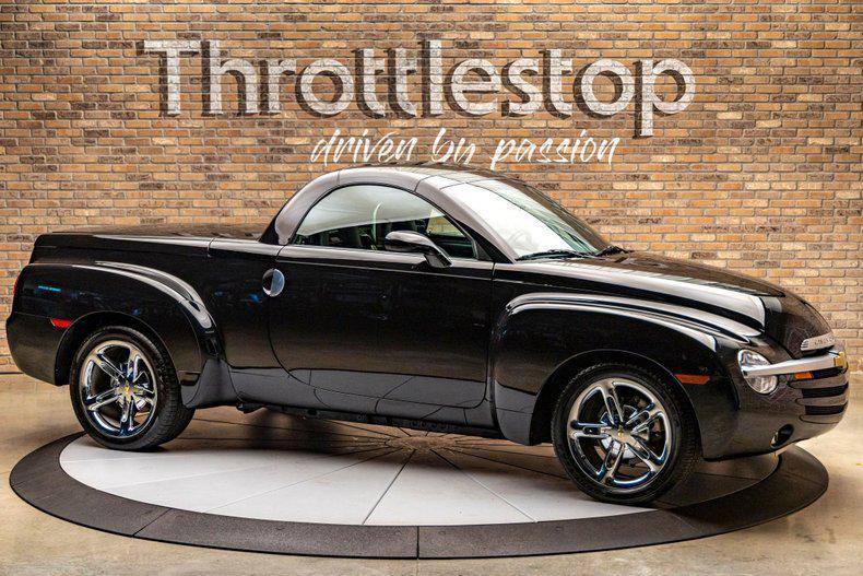 used 2005 Chevrolet SSR car, priced at $39,900