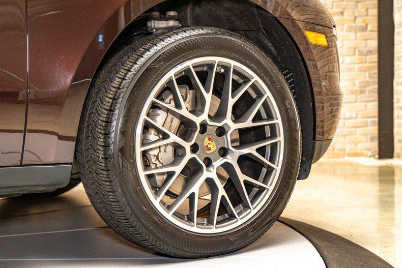 used 2018 Porsche Macan car, priced at $31,900