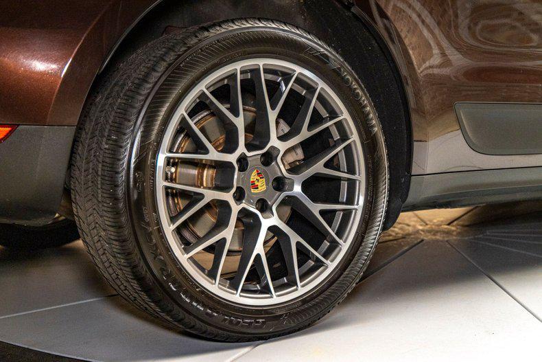 used 2018 Porsche Macan car, priced at $31,900