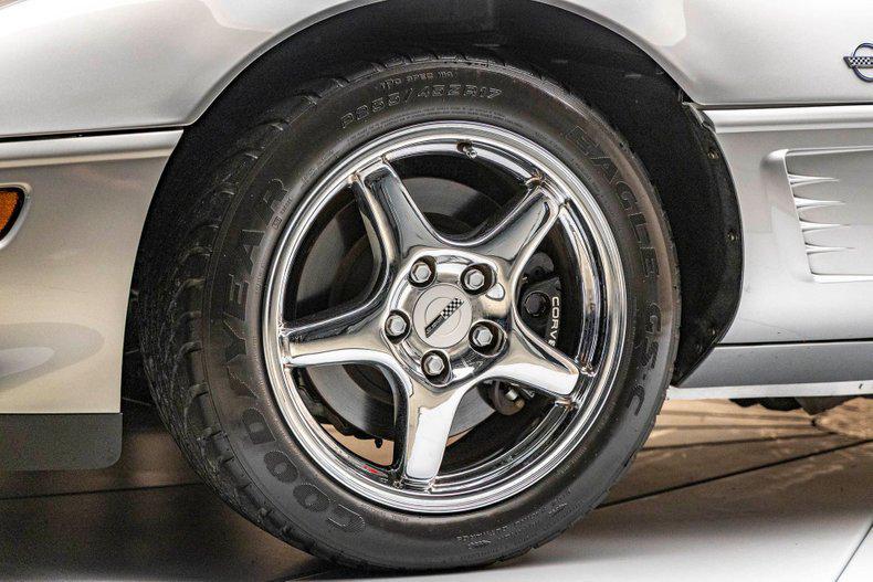 used 1996 Chevrolet Corvette car, priced at $25,900