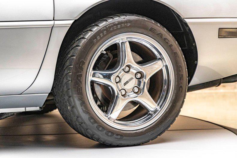 used 1996 Chevrolet Corvette car, priced at $25,900