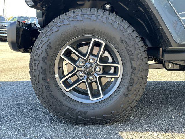 new 2025 Jeep Gladiator car, priced at $51,345