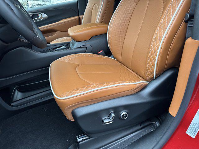 new 2026 Chrysler Pacifica car, priced at $55,790