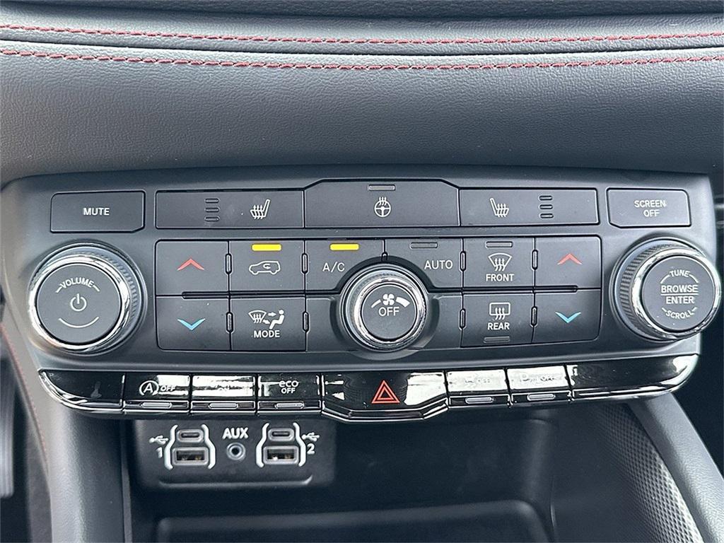 used 2024 Dodge Durango car, priced at $29,234