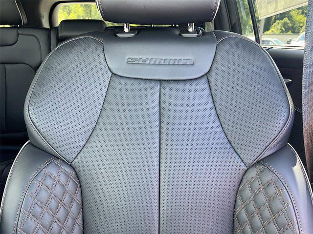 new 2025 Jeep Grand Cherokee car, priced at $59,846