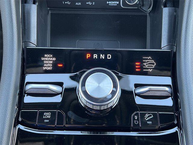 new 2025 Jeep Grand Cherokee car, priced at $59,846