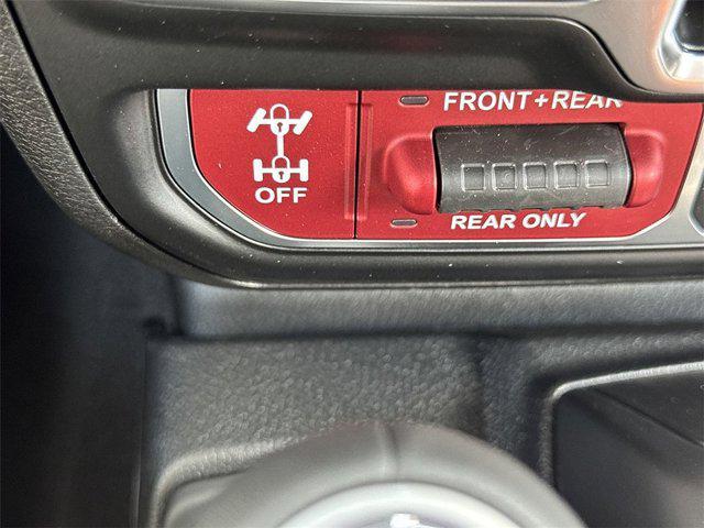 new 2025 Jeep Gladiator car, priced at $53,676