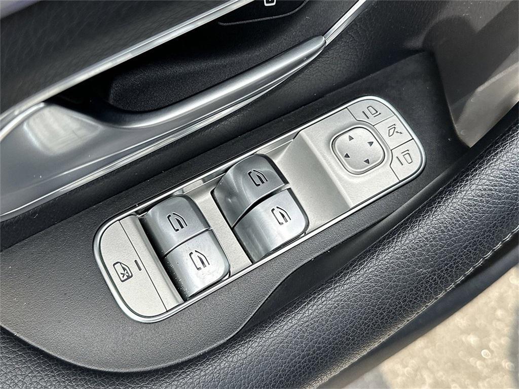used 2024 Mercedes-Benz GLE 350 car, priced at $48,434