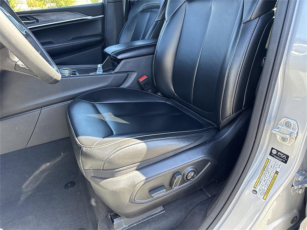 used 2024 Jeep Grand Cherokee 4xe car, priced at $26,661