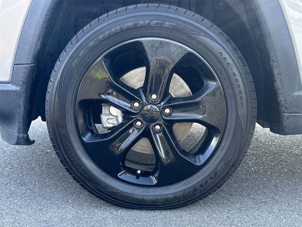 used 2018 Jeep Compass car, priced at $17,314