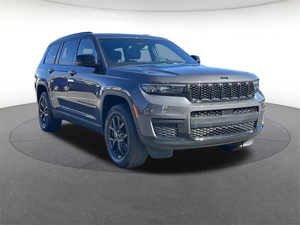 used 2024 Jeep Grand Cherokee L car, priced at $27,213