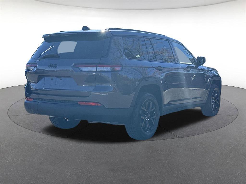 used 2024 Jeep Grand Cherokee L car, priced at $27,213