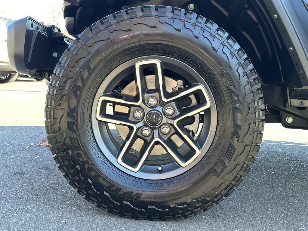 used 2024 Jeep Gladiator car, priced at $46,441