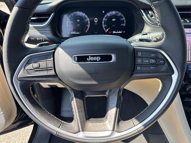 new 2025 Jeep Grand Cherokee car, priced at $42,058