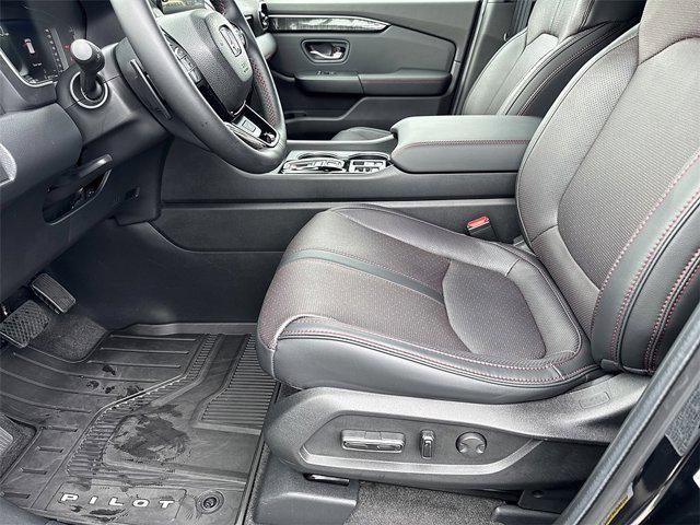 used 2025 Honda Pilot car, priced at $48,945