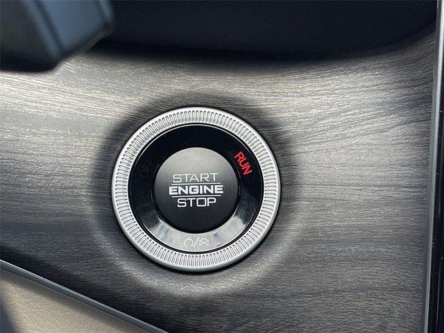 new 2025 Jeep Grand Cherokee car, priced at $43,519