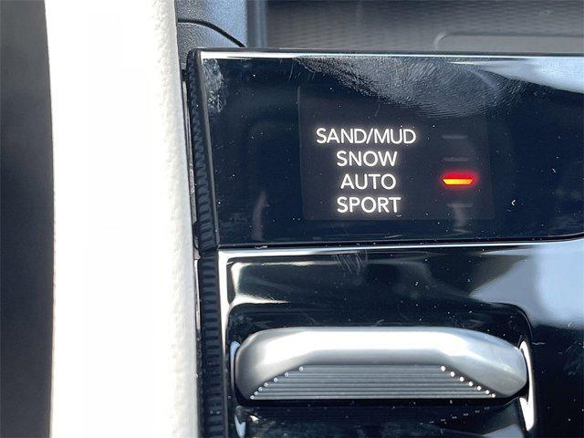 new 2025 Jeep Grand Cherokee car, priced at $43,519