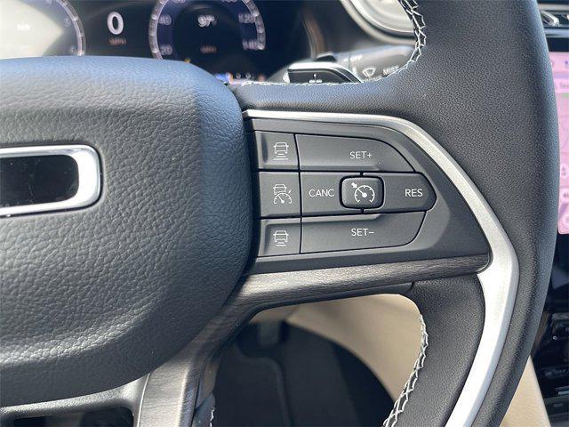 new 2025 Jeep Grand Cherokee car, priced at $43,519