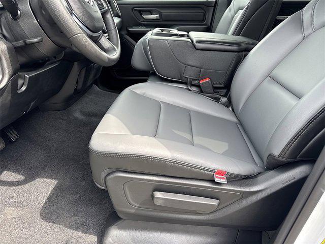 new 2025 Ram 1500 car, priced at $44,664