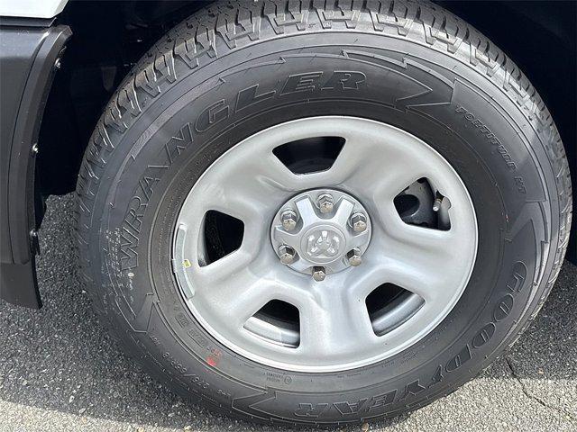 new 2025 Ram 1500 car, priced at $44,664