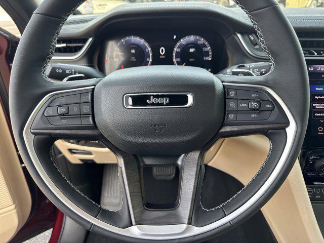 new 2025 Jeep Grand Cherokee car, priced at $45,401